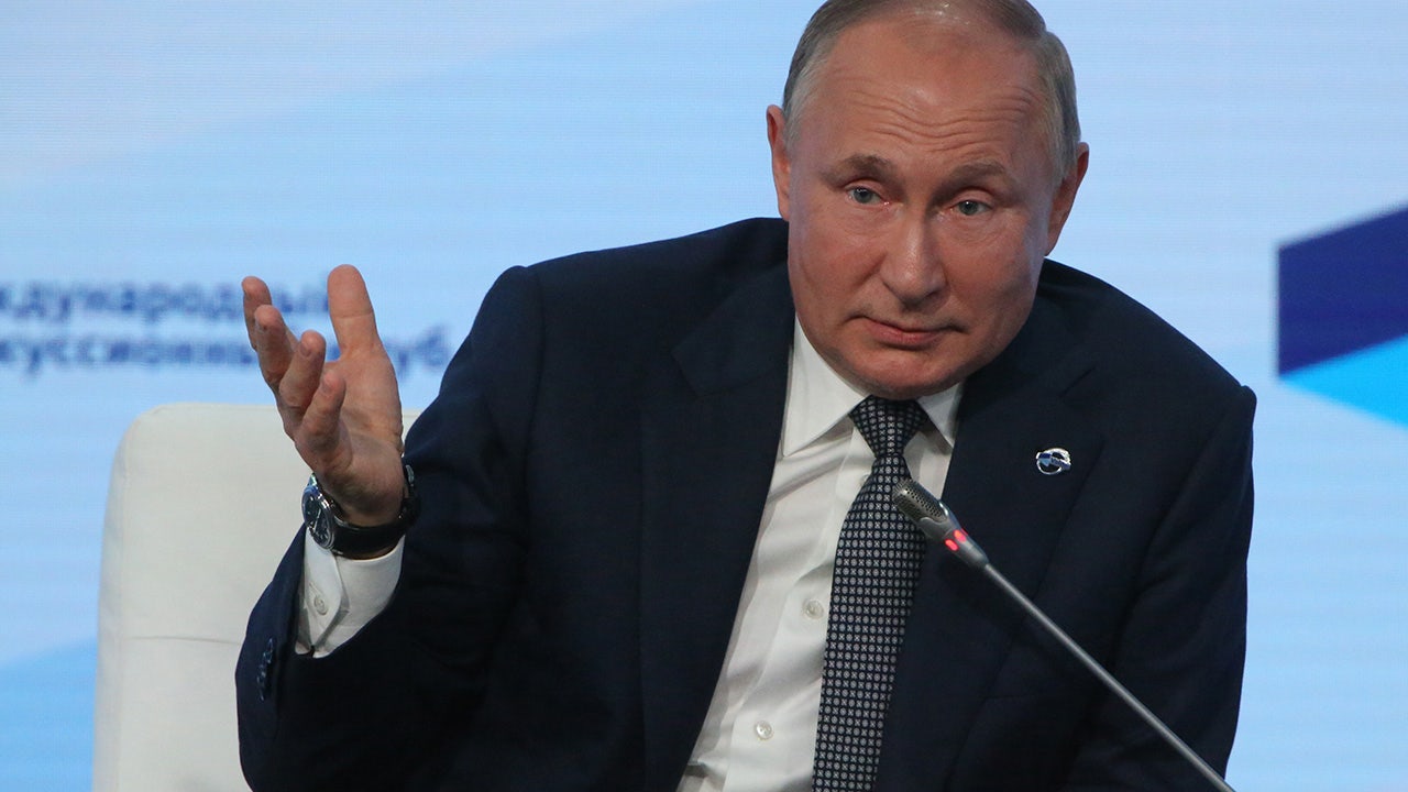 Ukraine calls for emergency UN meeting over Putin’s ‘nuclear blackmail’ in Belarus