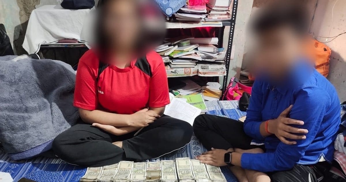 500 के नोटों की गड्डी के साथ खेलते दिखे थानेदार के बच्चे, रुपये देख SP का भी माथा ठनका, SHO लाइन हाजिर