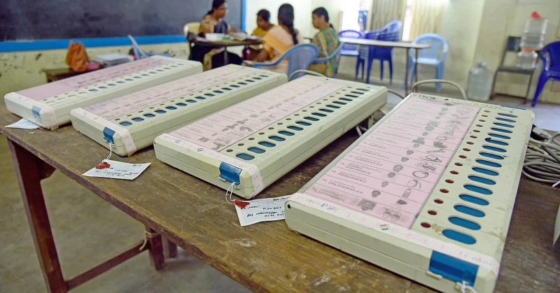 At least 30 rebels give NDA, Opposition a headache