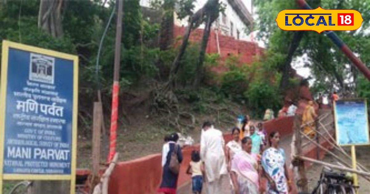 101 किलो गुड़, नीलम मुकुट और दिव्य रोशनी... शनि जन्मोत्सव में उमड़ा सैलाब!