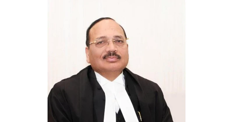 Court can sit till midnight to deliver justice to poor litigants, says CJI