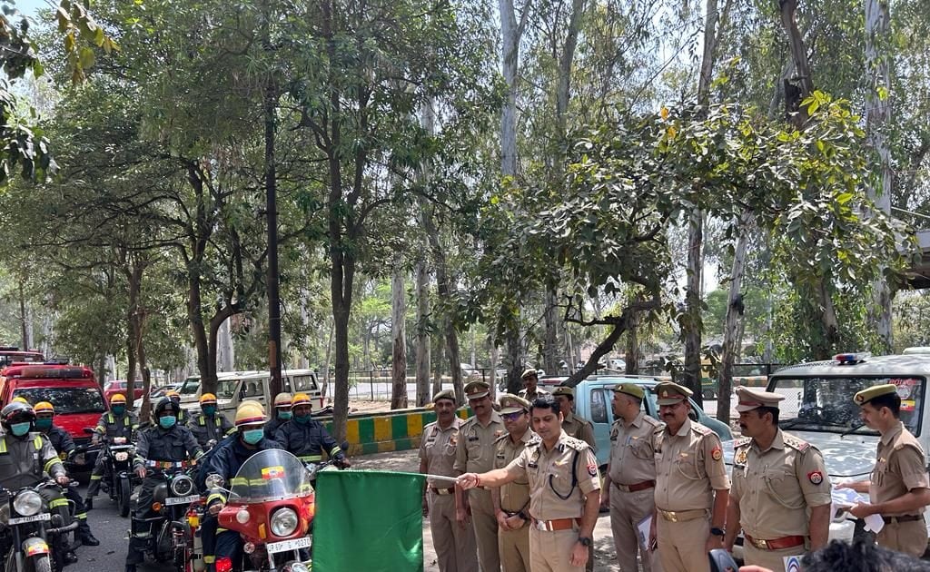Ghaziabad News: गाजियाबाद की सड़कों पर उतरा पूरा अग्निशमन विभाग, जानिए वजह 