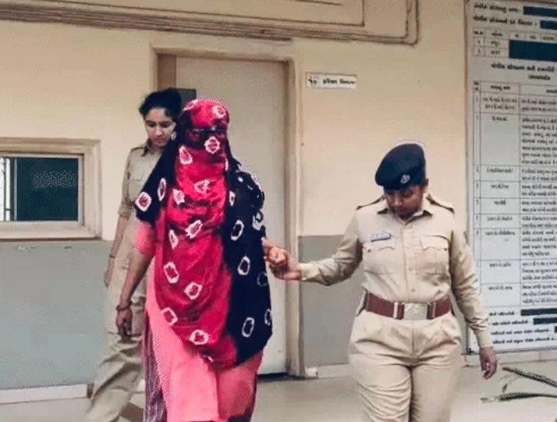 Gujarat woman throws acid on husband over suspicion of affair