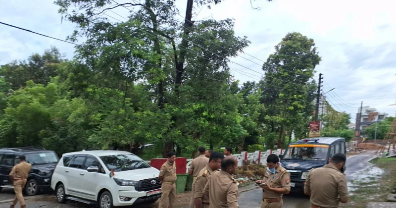UP police stops SP delegation led by LoP heading for violence-hit Bareilly; MP Ziaur Rahman under house arrest